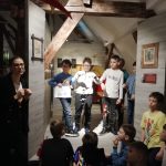 kto je za oponou 16 scaled